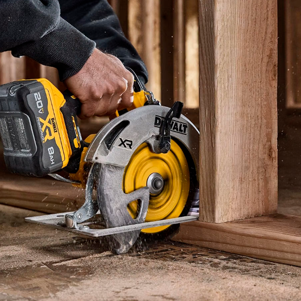 Sierra Circular Dewalt 7-1/4  DCS590 (SOLO HERRAMIENTA)